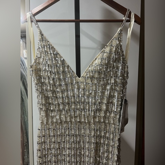 Geometric embellished crystal drop v neck long gown “the Chandelier dress” - Picture 7 of 11